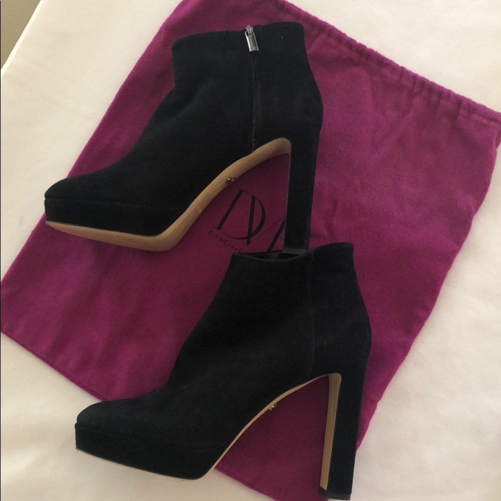 Booties - Picture 3 of 4